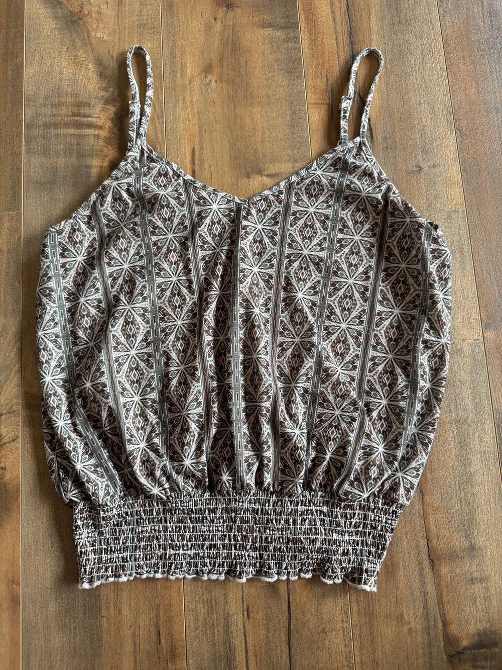 Buckle Daytrip Floral Print Tank Top Smocked Waist Blue Grey Womens Large Flower